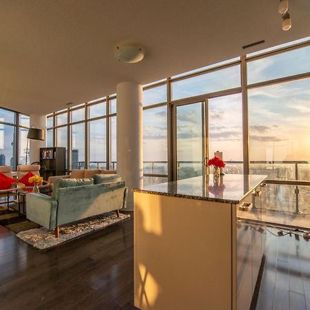 Great View High Rise In Central Toronto Exterior photo