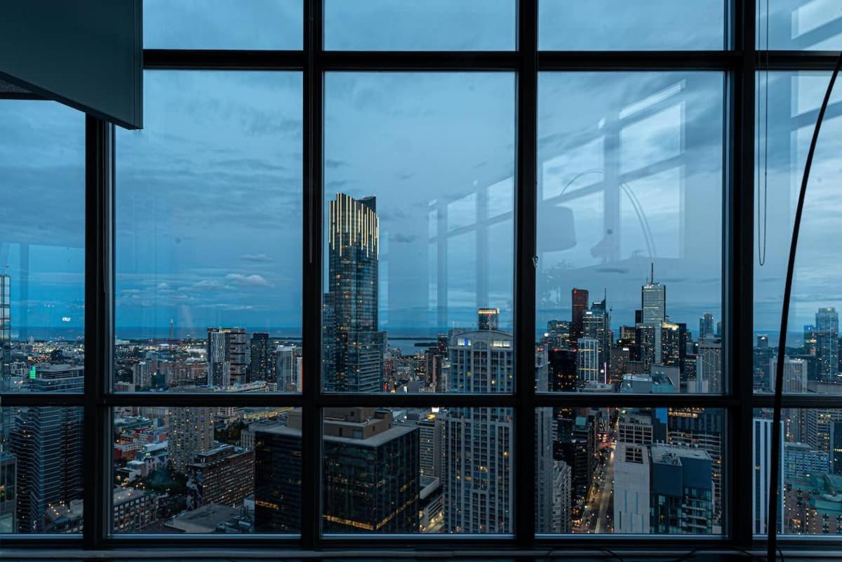 Great View High Rise In Central Toronto Exterior photo