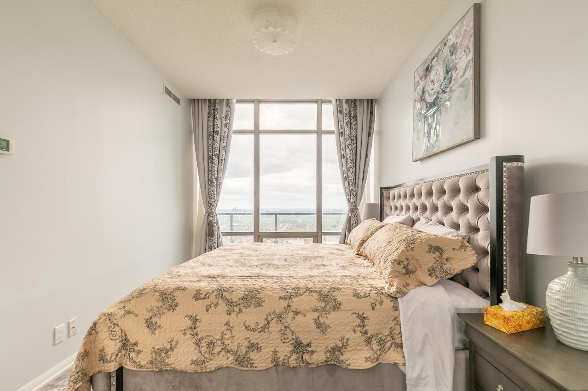Great View High Rise In Central Toronto Exterior photo