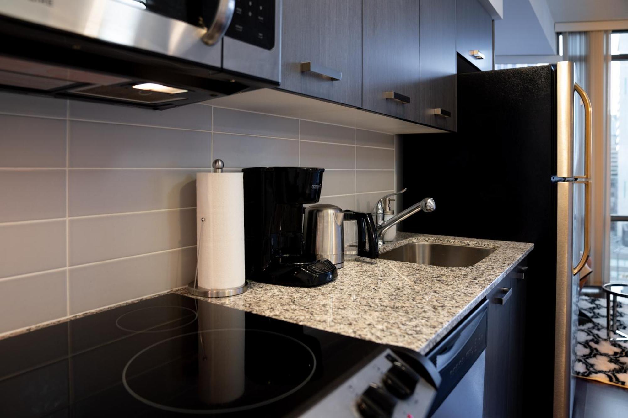 Great View High Rise In Central Toronto Exterior photo